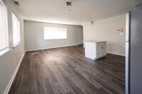 Timbercove Apartments photo'
