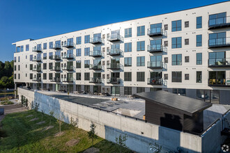 The Quentin in St. Louis Park, MN - Foto de edificio - Building Photo