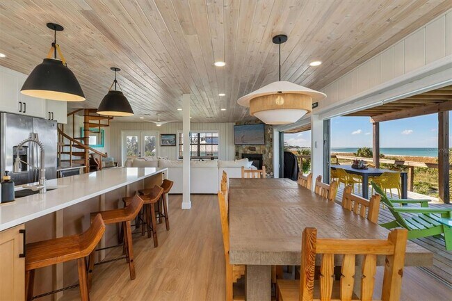 9498 Alborado Rd in Placida, FL - Foto de edificio - Building Photo