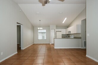 1680 19th St SW in Vero Beach, FL - Building Photo - Building Photo