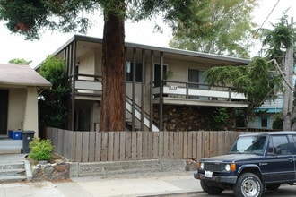 3138 California St in Berkeley, CA - Foto de edificio - Building Photo