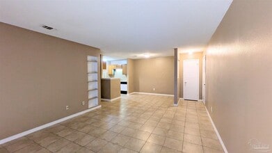 8160 Stonebrook Dr in Pensacola, FL - Building Photo - Building Photo
