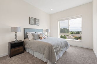 Bridgeview 125 in University Place, WA - Building Photo - Building Photo