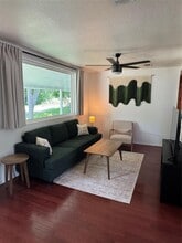 505 E 4th St in Georgetown, TX - Building Photo - Building Photo