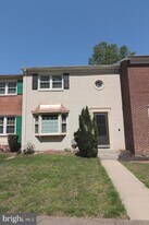9120 Conservation Way in Springfield, VA - Building Photo