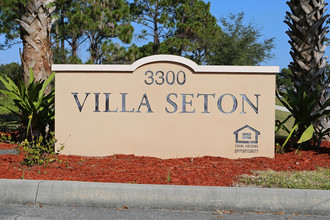 Villa Seton in Port St. Lucie, FL - Building Photo - Building Photo