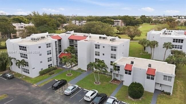 9421 Evergreen Pl, Unit 103 in Davie, FL - Building Photo - Building Photo