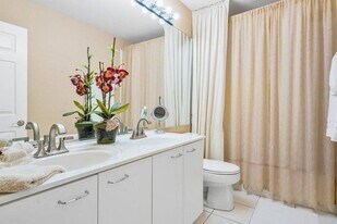 10290 NW 60th Pl in Parkland, FL - Building Photo