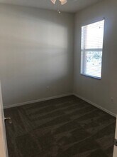 15250 Riverbend Blvd in North Fort Myers, FL - Building Photo - Building Photo