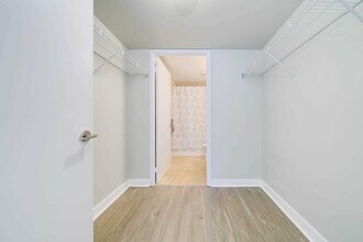 21 Nelson St in Toronto, ON - Building Photo - Building Photo