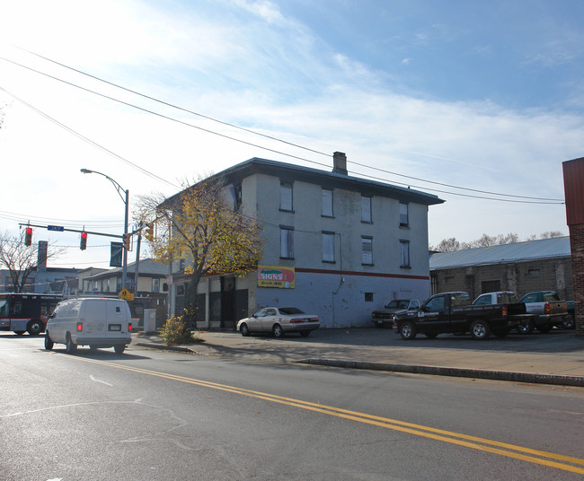 369 Child St in Rochester, NY - Building Photo - Building Photo