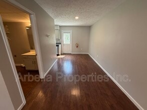 2637 US-11W in Bristol, TN - Building Photo - Building Photo