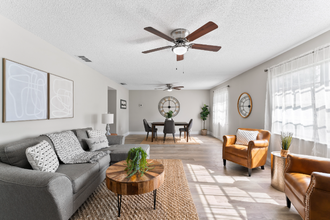 2118 Huntington Ave in Sarasota, FL - Foto de edificio - Building Photo