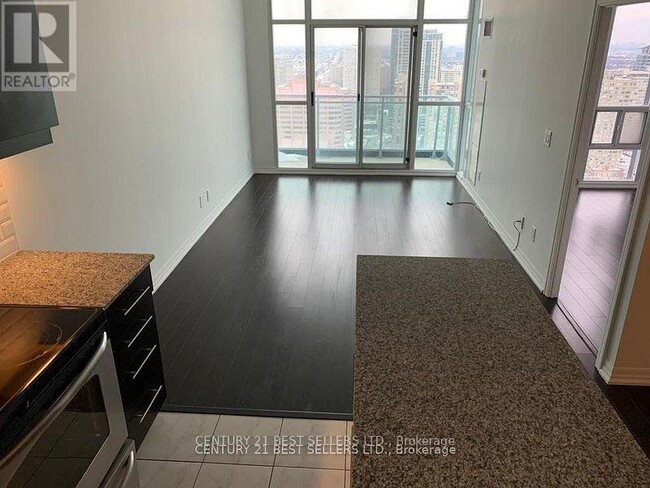 223-2223 Webb Dr