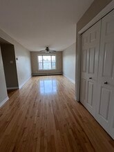 945 Cole Harbour Rd in Dartmouth, NS - Building Photo - Building Photo