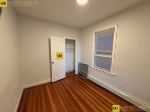 202 Maverick St, Unit 2R in Boston, MA - Foto de edificio - Building Photo