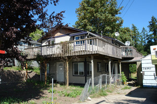 3690 NW Munson St in Silverdale, WA - Building Photo