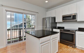 1127 Ilana Ct in Charlotte, NC - Building Photo - Building Photo