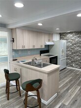 6671 Keystone Ct in North Port, FL - Building Photo - Building Photo