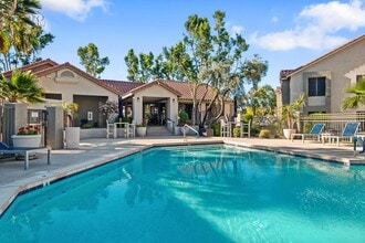 Villa Montana in Scottsdale, AZ - Foto de edificio - Building Photo