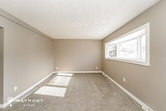 745 Independence Ave in Akron, OH - Building Photo - Building Photo