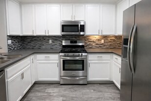 2150 Caminito Leonzio in Chula Vista, CA - Building Photo