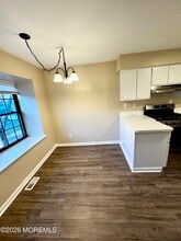 905 Arlington Dr in Toms River, NJ - Foto de edificio - Building Photo