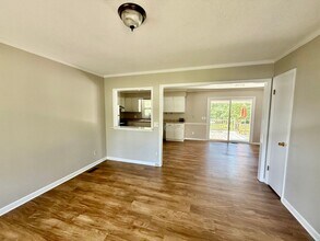 115 Ball Park Ave in Elon, NC - Building Photo - Building Photo
