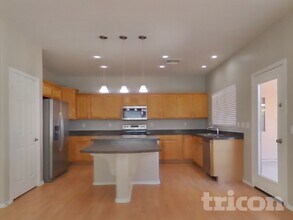 6524 W Range Mule Dr in Phoenix, AZ - Building Photo - Building Photo