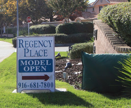 The Regency Villas in Sacramento, CA - Building Photo - Building Photo