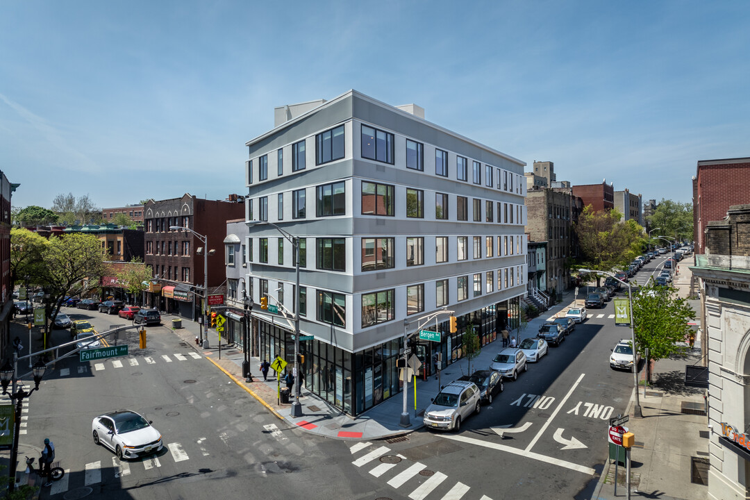 The North Star Apartments in Jersey City, NJ - Building Photo