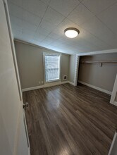 12995 NE Carl Rd in Woodburn, OR - Building Photo - Building Photo