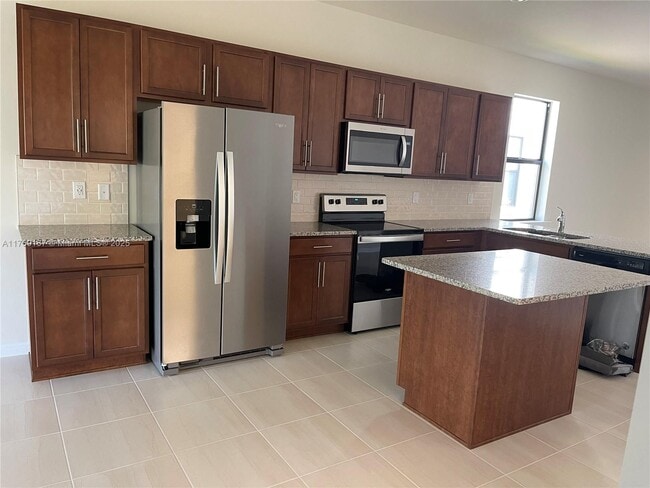 property at 4800 Crested Eagle Ln