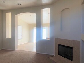 9100 Evelyn Ave in California City, CA - Building Photo - Building Photo