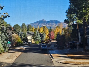 77 W Quartz Rd in Flagstaff, AZ - Building Photo - Building Photo