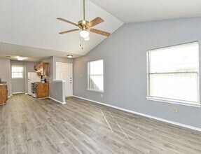12320 Alderbrook Dr in Austin, TX - Building Photo - Building Photo
