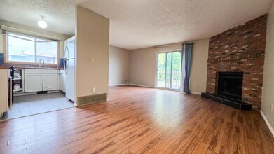1515-1536 36 St NE in Calgary, AB - Building Photo - Building Photo
