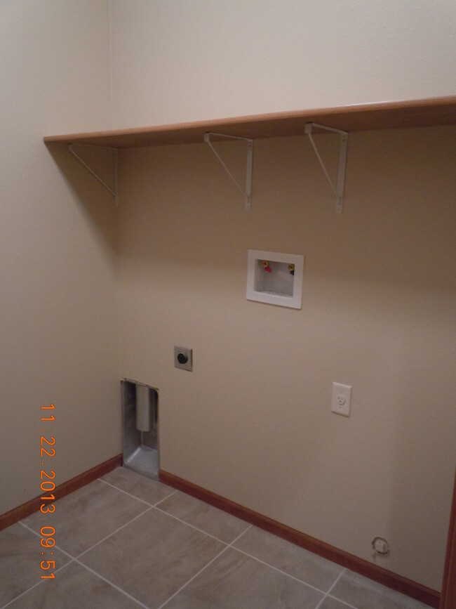 property at 21-23 Hanfield Ct