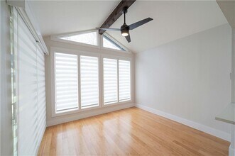 2515 Berkett Dr in Austin, TX - Building Photo - Building Photo
