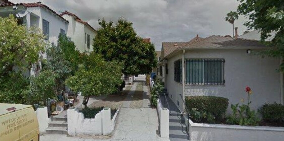 5417 Lemon Grove Ave in Los Angeles, CA - Building Photo