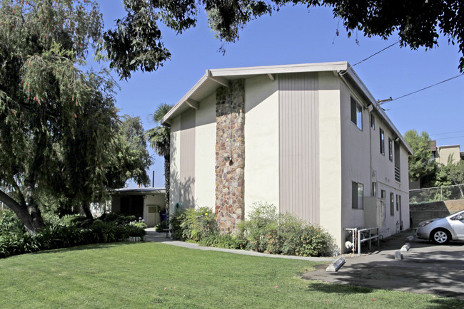 5670 Amarillo Ave in La Mesa, CA - Building Photo - Building Photo