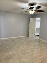 1077 Fernlea Dr in West Palm Beach, FL - Building Photo - Building Photo