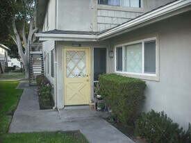 766 W Hemlock St in Port Hueneme, CA - Building Photo