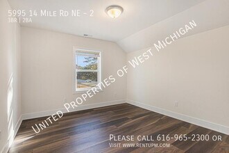 5995 14 Mile Rd NE in Rockford, MI - Building Photo - Building Photo