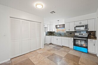 2946 W Villa Maria Dr in Phoenix, AZ - Building Photo - Building Photo