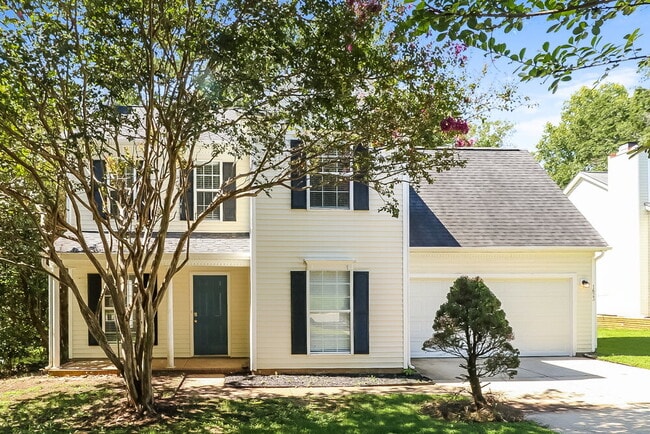 property at 1623 Oak Knoll Ln