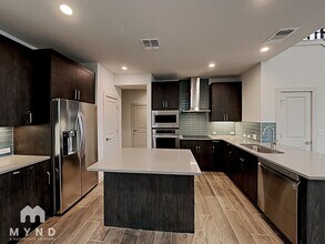 9717 Evening Canopy Dr in Manor, TX - Building Photo - Building Photo