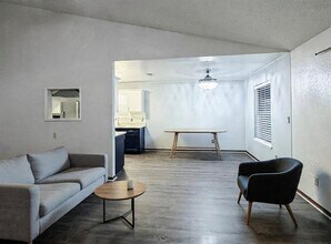 6205 Maple Springs Dr in Arlington, TX - Building Photo - Building Photo