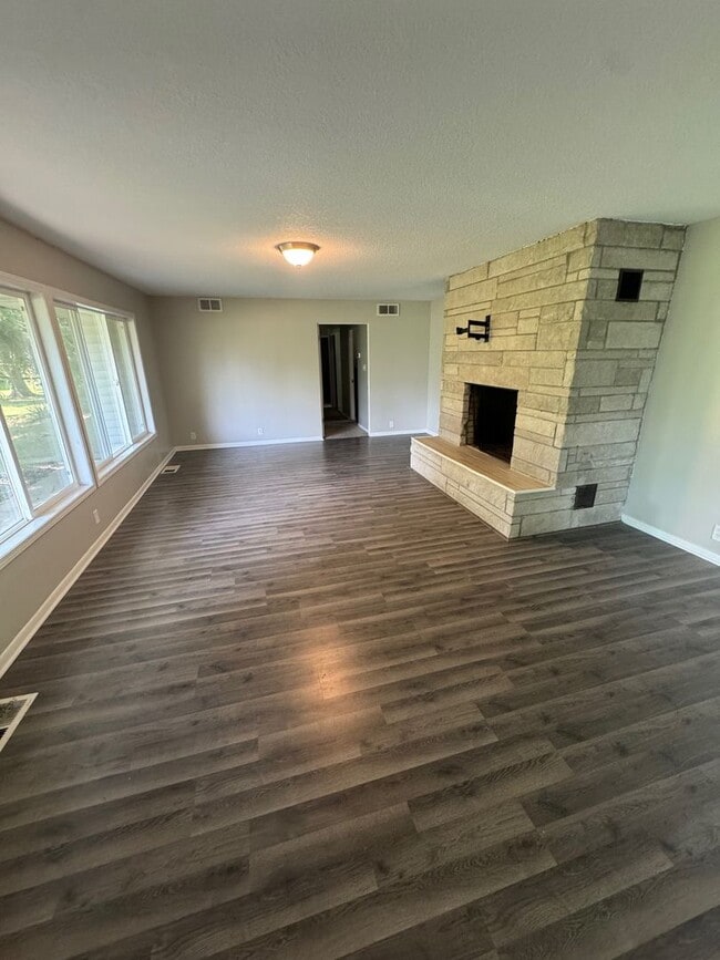5033 Ranch Rd in Leo, IN - Building Photo - Building Photo