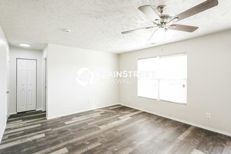2835 Creekbend Dr in Nashville, TN - Building Photo - Building Photo